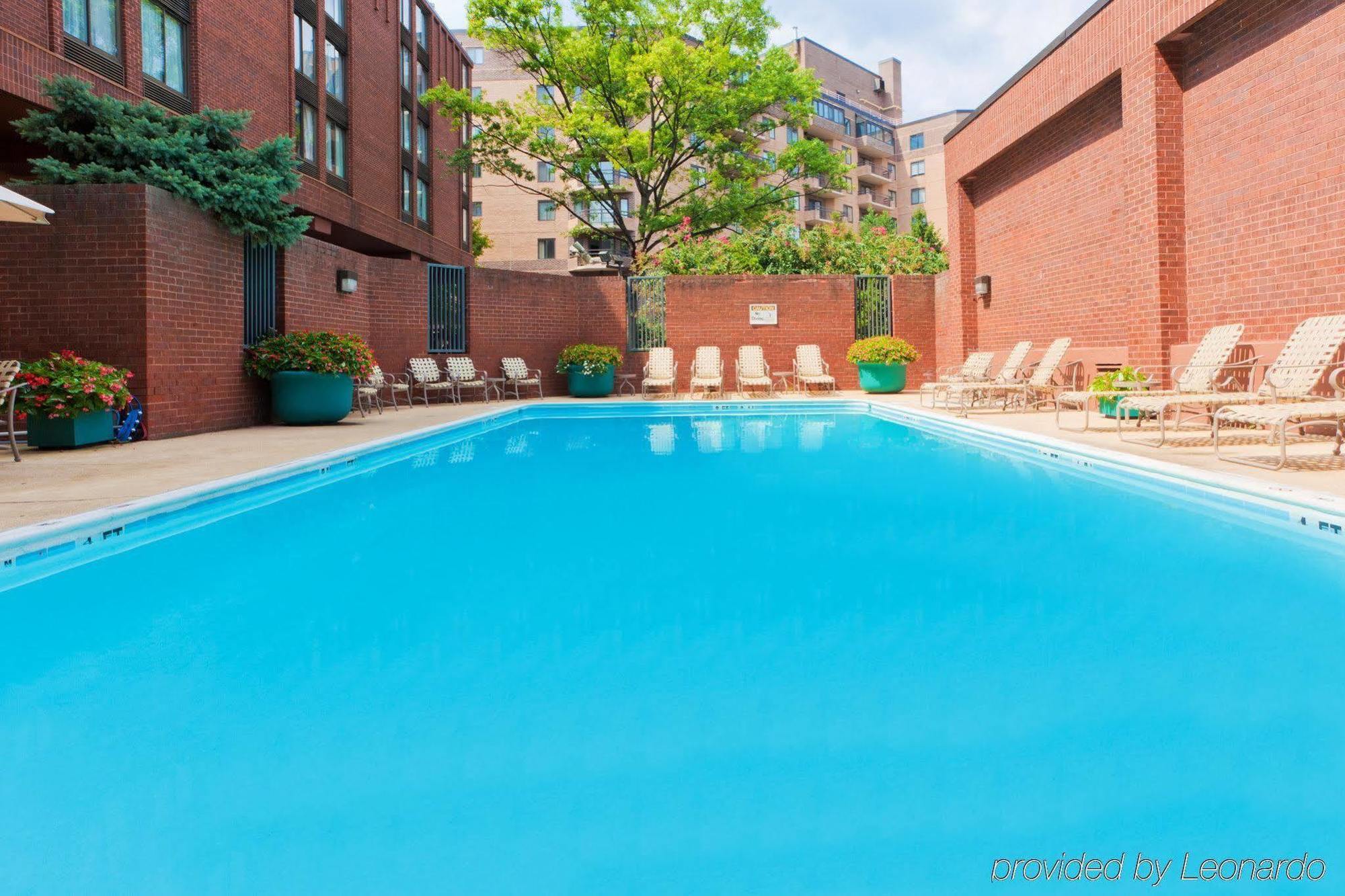 Holiday Inn Washington-Georgetown Exterior foto